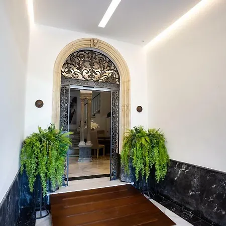 Plazuela Del Carbon Cadix