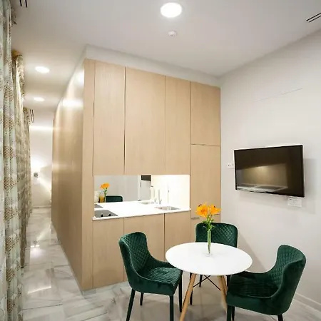 Plazuela Del Carbon 4*