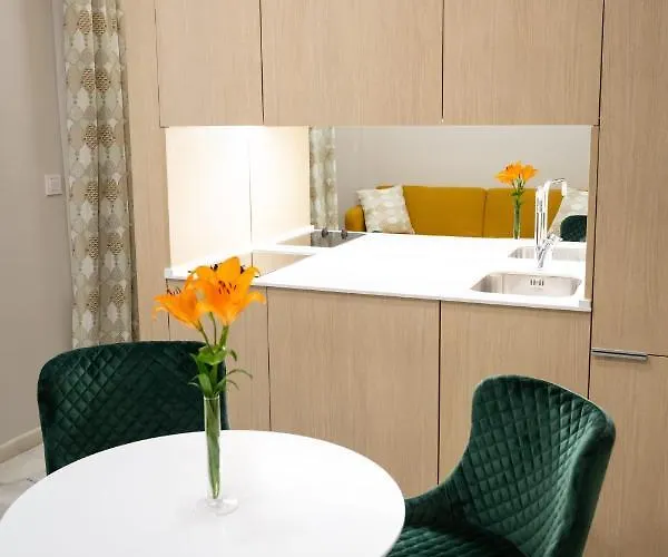 Plazuela Del Carbon 4*