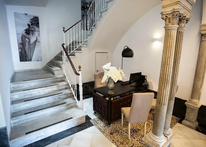 Plazuela Del Carbon Кадис