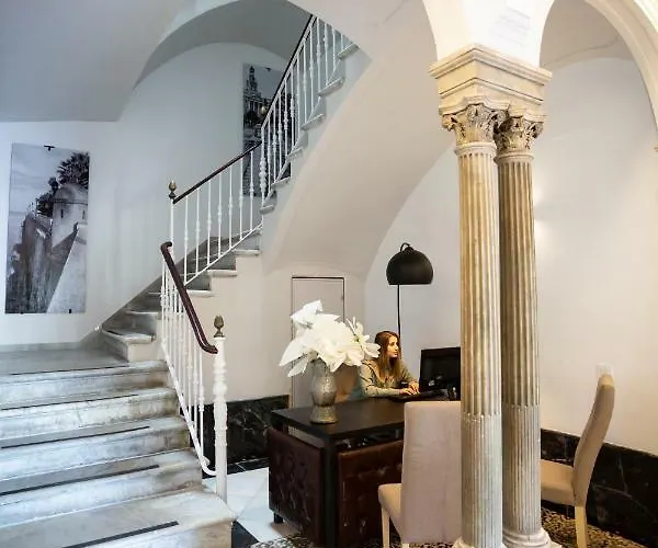 Апарт-отель Plazuela Del Carbon Кадис