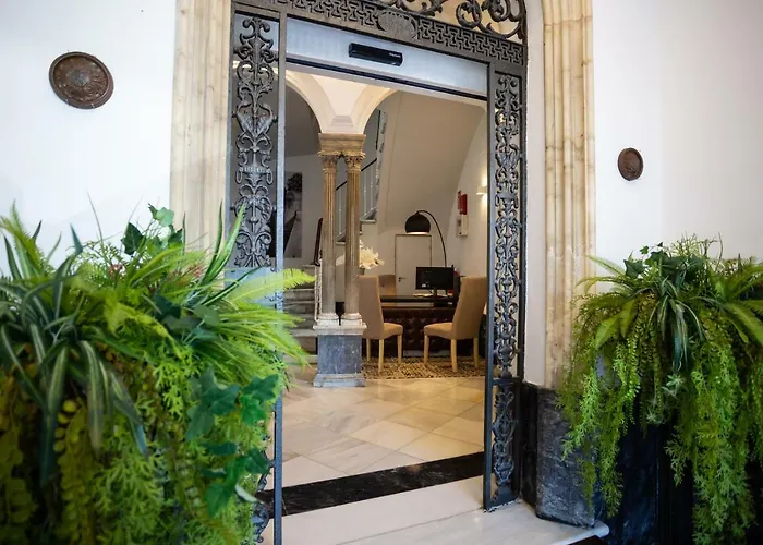 Plazuela Del Carbon Aparthotel