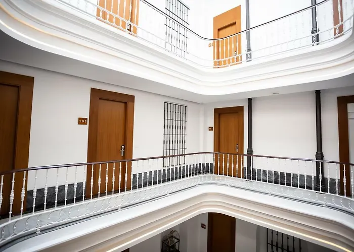 Plazuela Del Carbon 4*