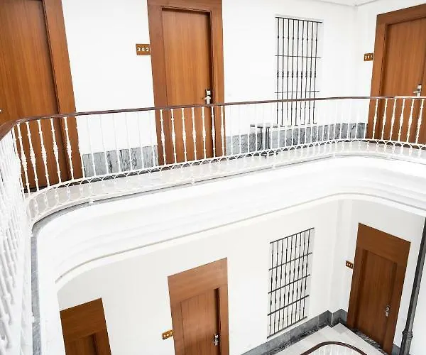 Plazuela Del Carbon Aparthotel 4*